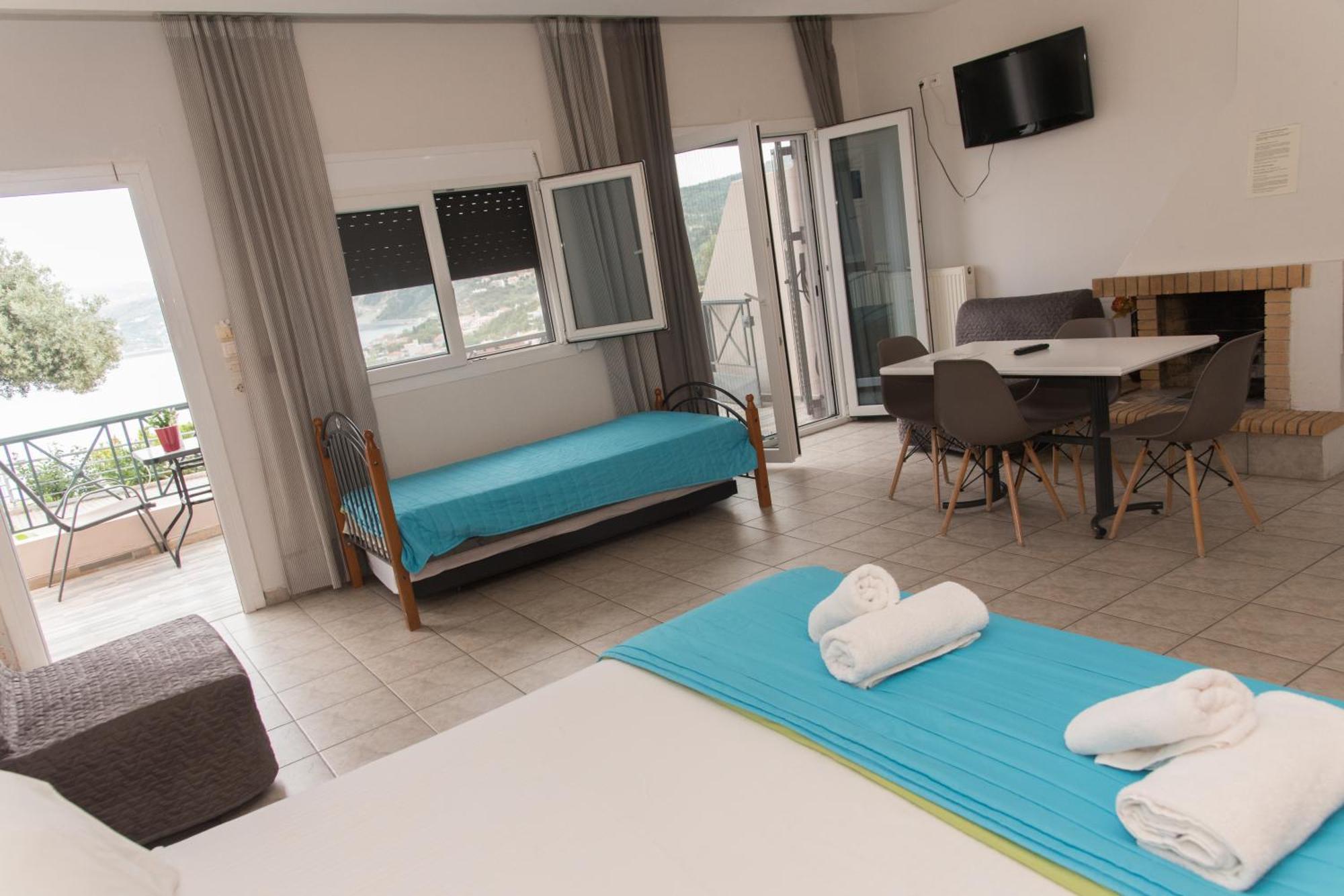 Panorama Hotel Platana Bagian luar foto